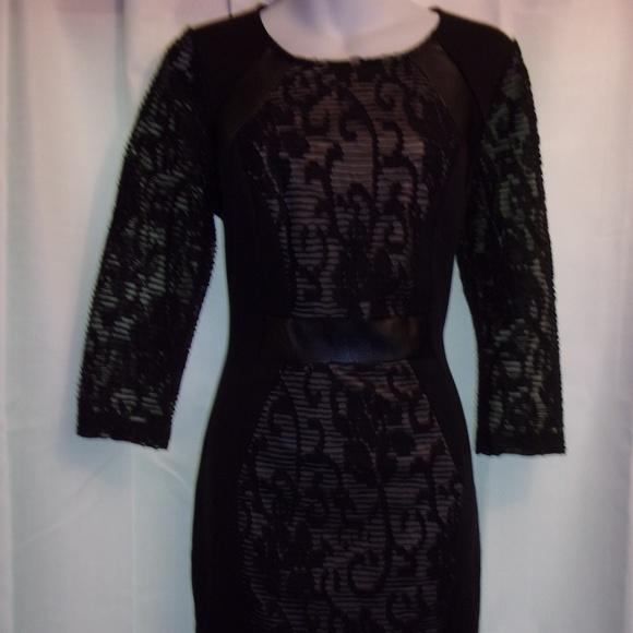 VENUS Dresses & Skirts - VENUS Sz Small 6-8 Black Textured Dress